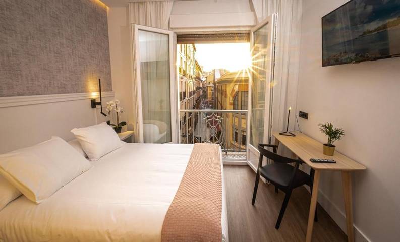 Casa de huéspuedes para 2 personas, con Balcón y Vistas en Logroño