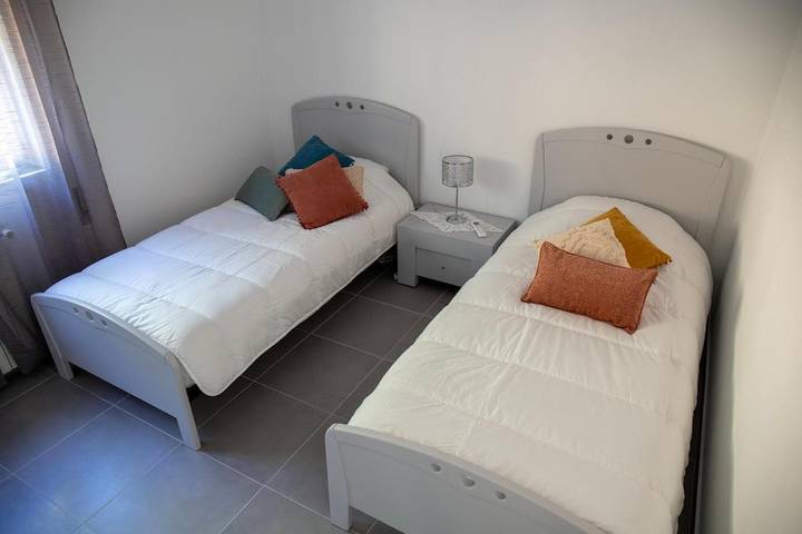 Location de vacances pour 6 personnes, avec vue ainsi que jardin et balcon dans Tarouca - 2