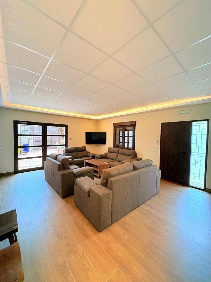 Casa rural para 14 personas, con terraza además de piscina y vistas en Campana de Oropesa - 3