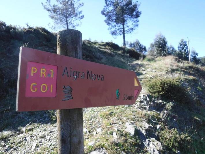 Maison de campagne pour 2 personnes, avec vue et jardin dans Góis - 3
