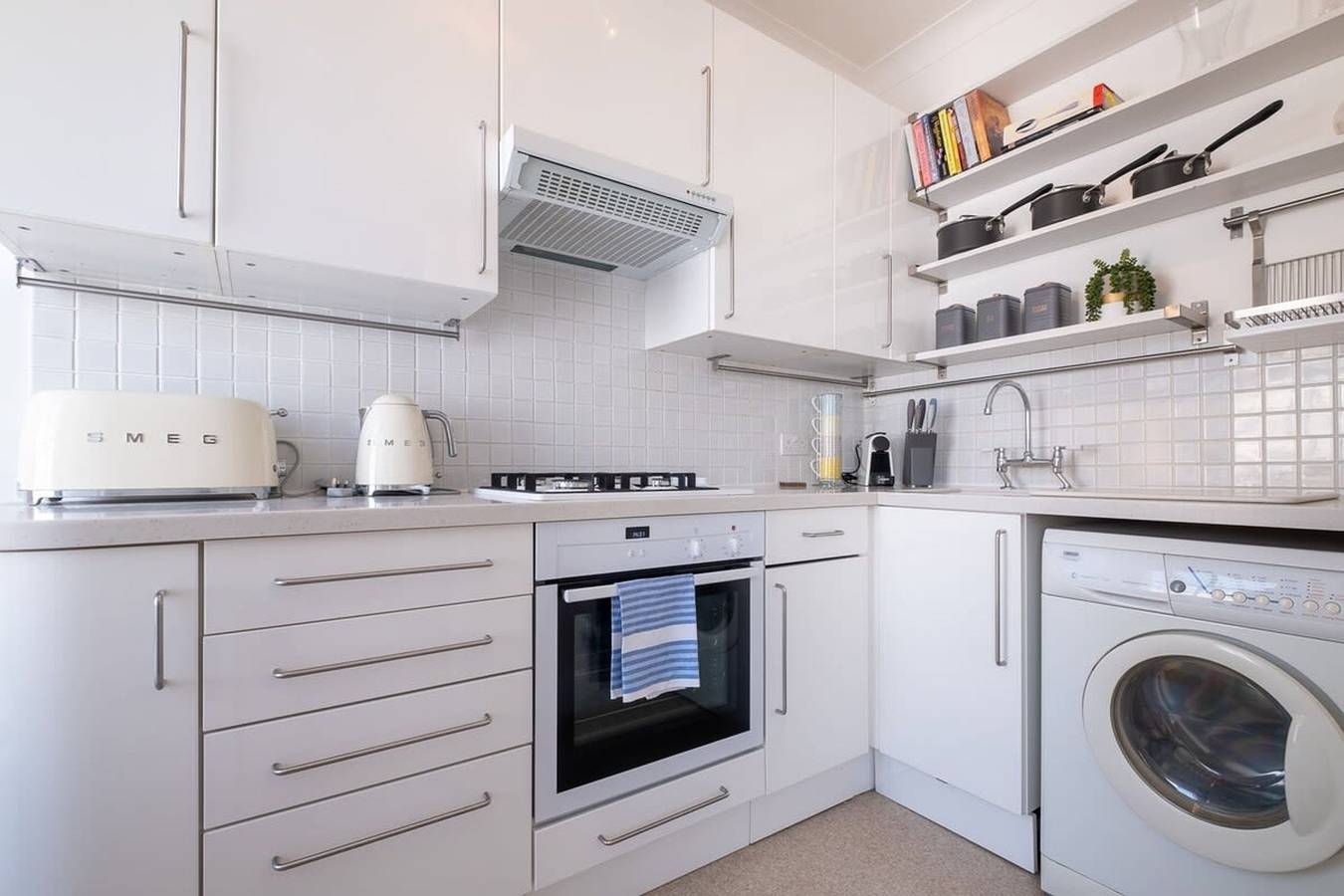 Entire apartment, Host Stay Guildford Apartment in Brighton, Sussex