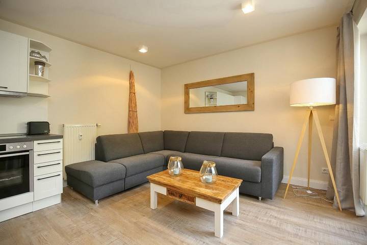 Ferienwohnung für 4 Personen, mit Balkon und Sauna in Boltenhagen