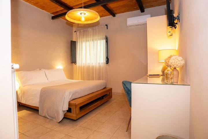 Location de vacances pour 2 personnes, avec Terrasse et Jardin ainsi que Piscine et Vue à San Giovanni Rotondo - 2