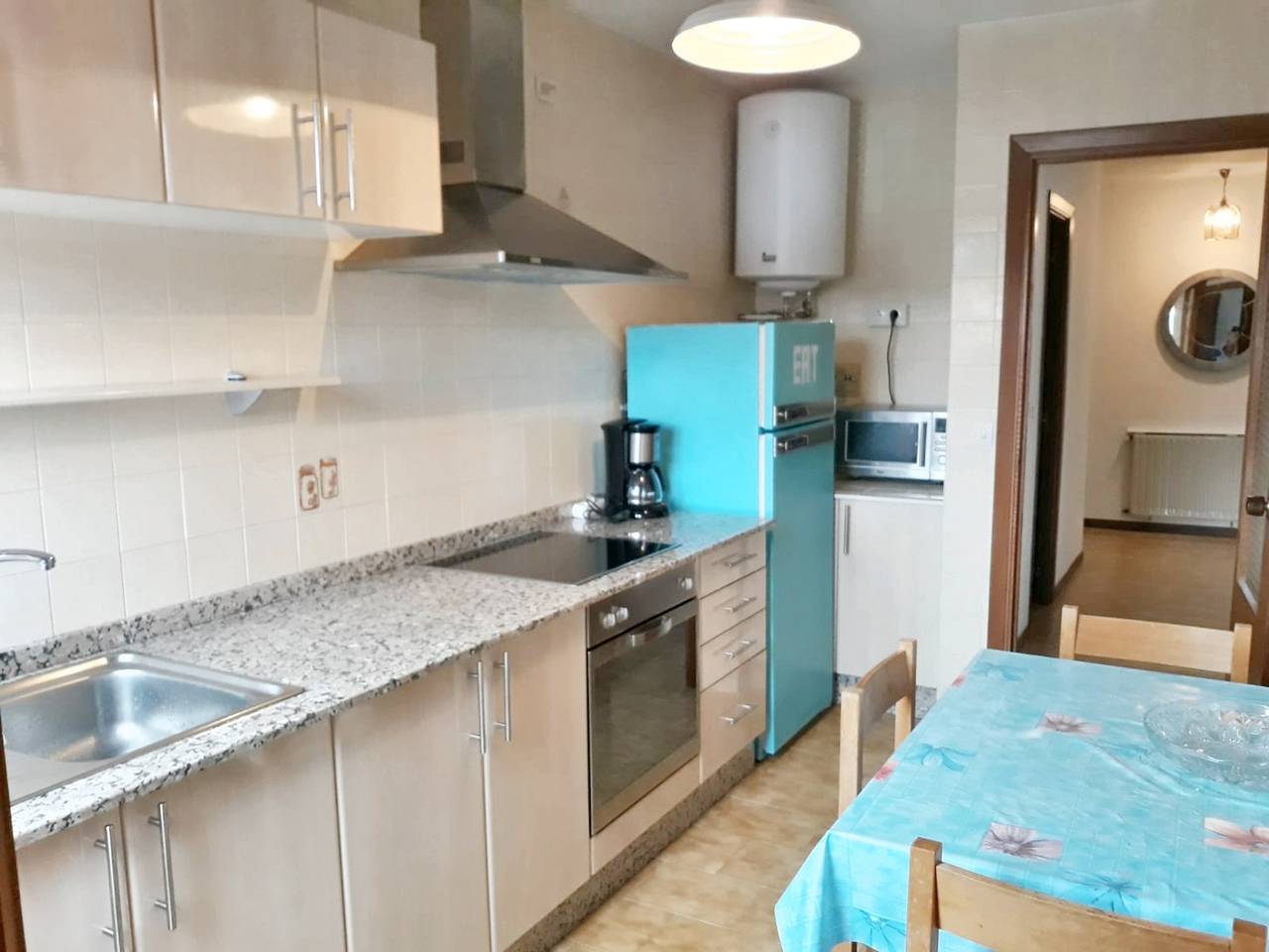 Appartement entier, Appartement accueillant à A Coruña, 90 m², balcon in Muros (Galicia), Région de Muros