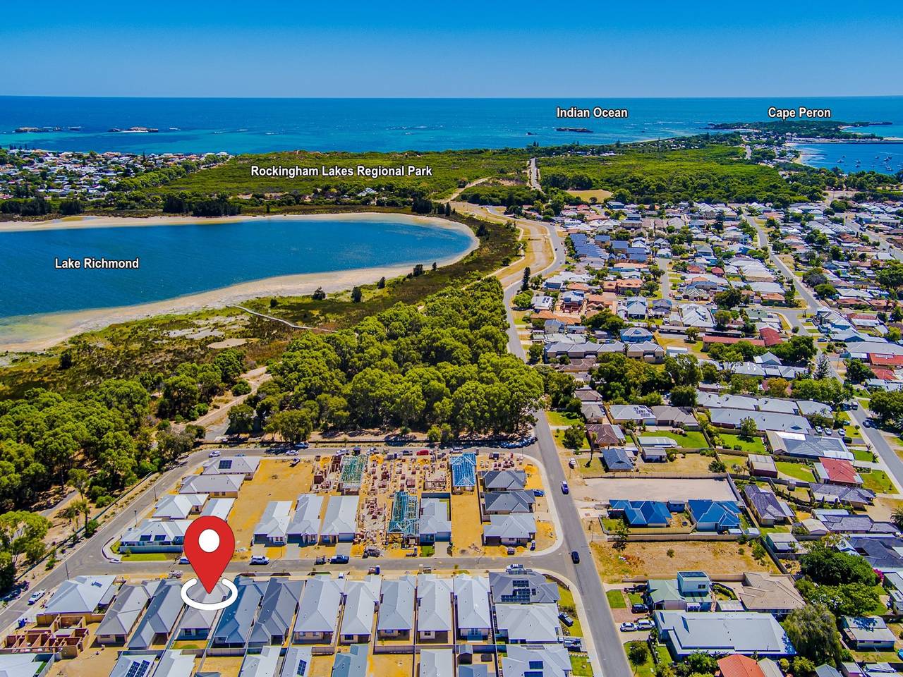 Entire apartment, Bright & Airy 3-Bed House Near Rockingham Beach in Perth, Western Australia