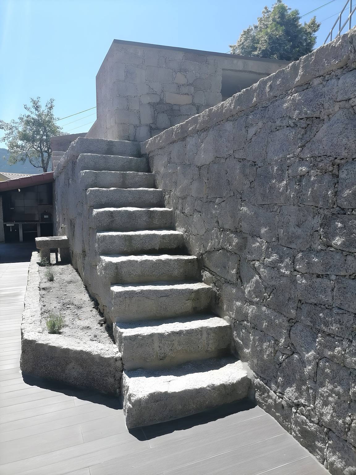 Casa de Vacaciones 'Aurora' con Vista a la Montaña, Wi-Fi y Aire Acondicionado in Campo do Gerês, Distrito de Braga