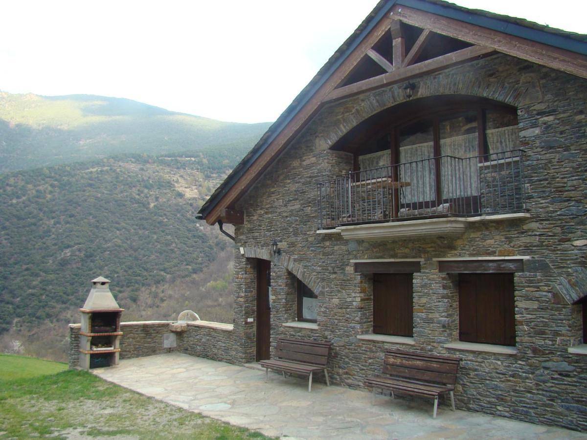 Apartamento entero, Two-Bedroom Apartment in Rialp, Pirineo Catalan