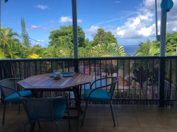 Gîte pour 2 personnes, avec piscine et terrasse en Guadeloupe