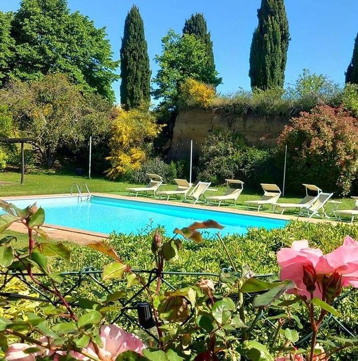 Chambre d’hôtes pour 4 personnes, avec piscine et jardin, animaux acceptés