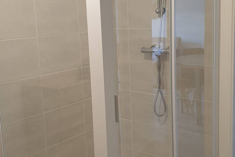 Appartement entier, Appartement de charme à 10 minutes des thermes in Châtel-Guyon, Parc naturel régional des Volcans d'Auvergne