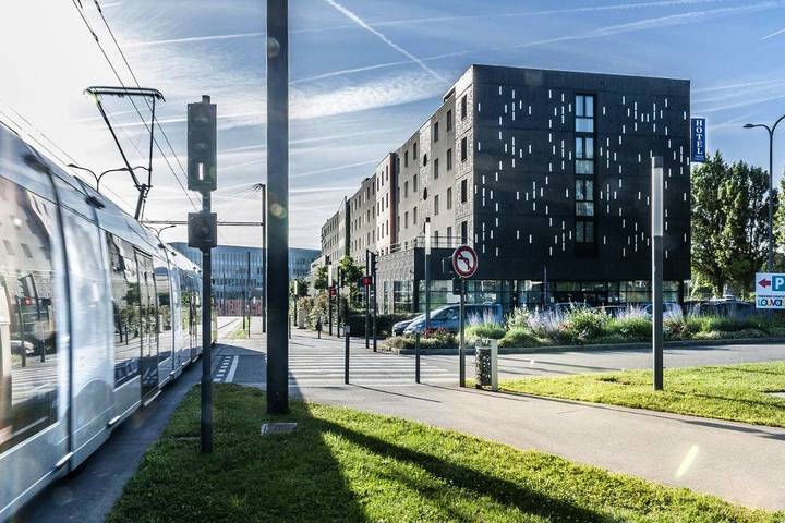 Hôtel pour 2 personnes, avec terrasse, animaux acceptés à Vélizy-Villacoublay - 4