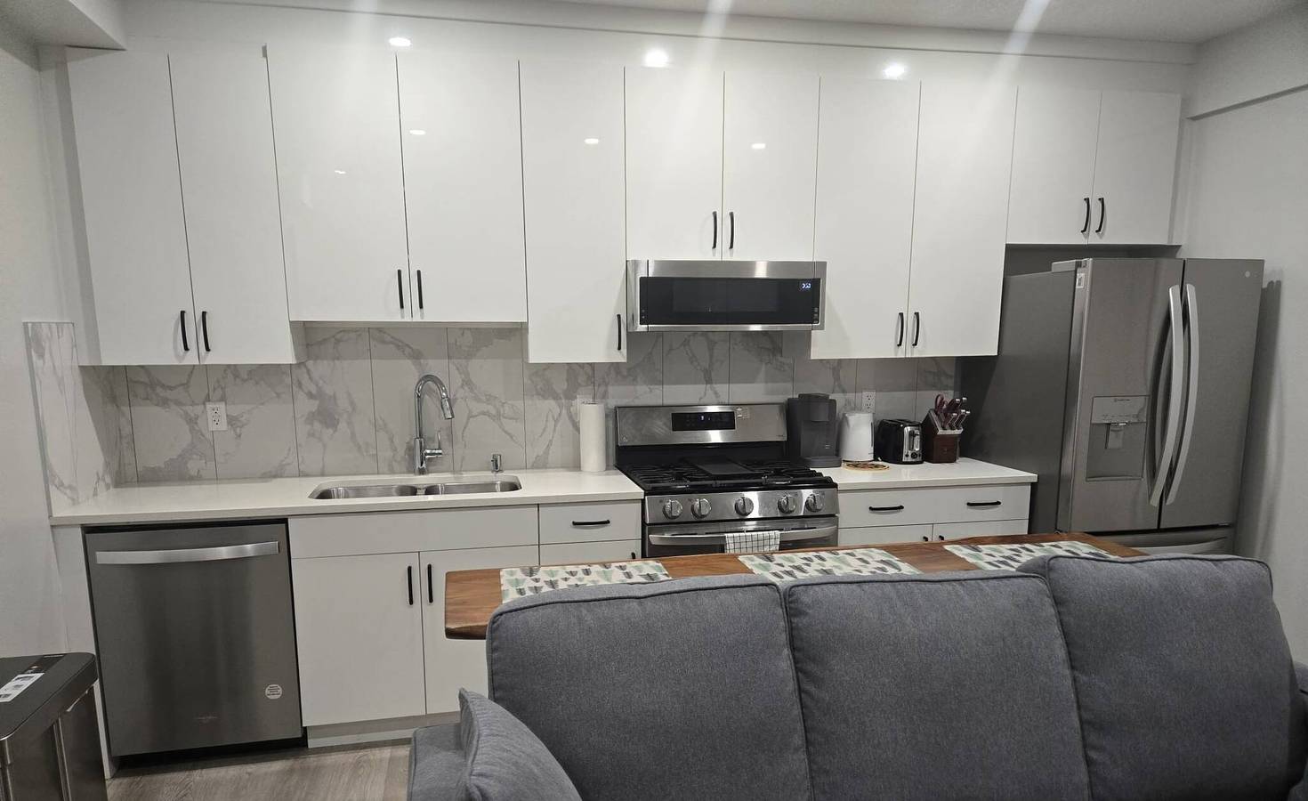 Elegante Privatsuite in Edmonton North in Edmonton, Alberta