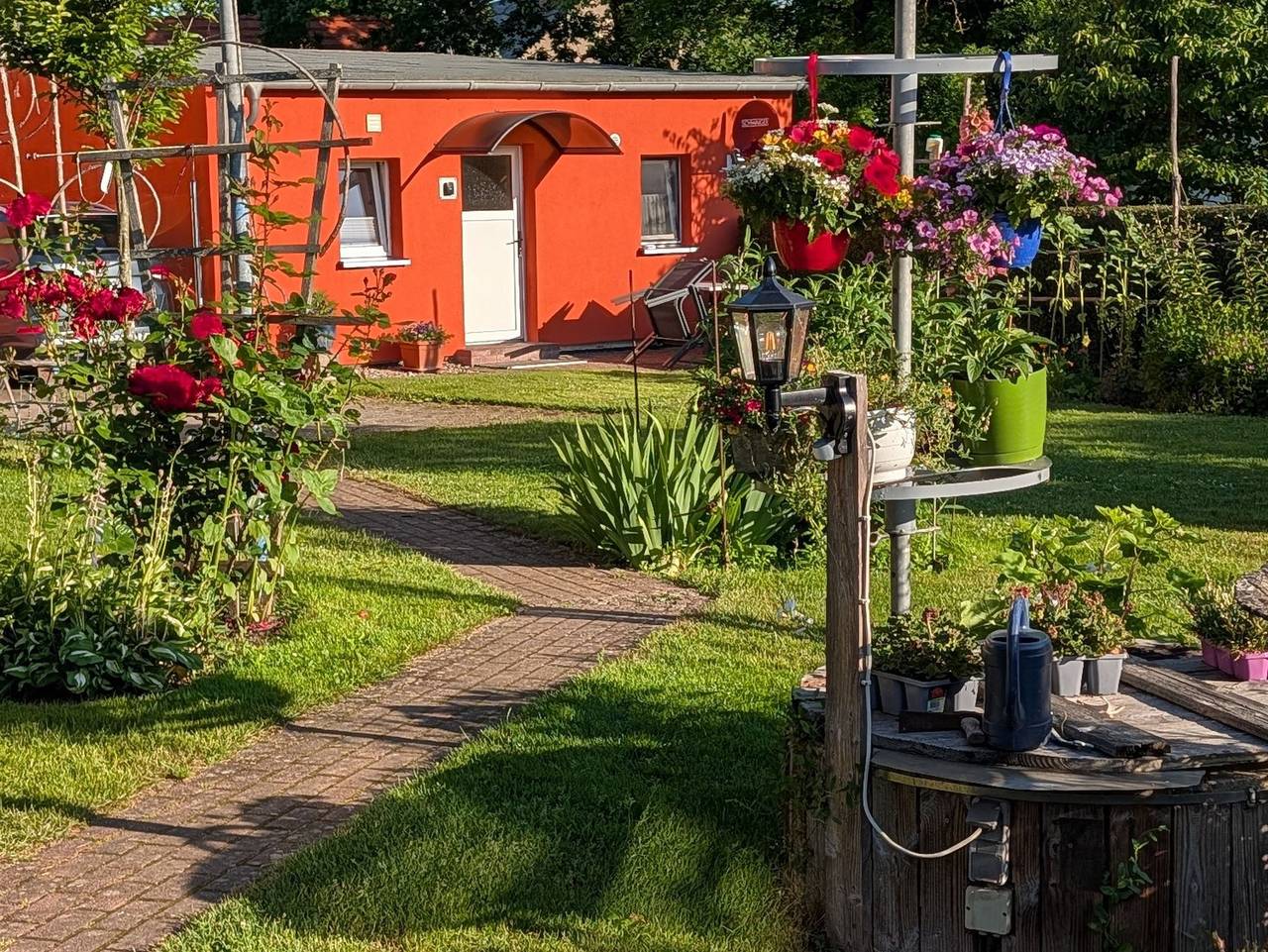 Ganze Ferienwohnung, Fewo We 6402 Ferien u Angeln auf Rügen-ruhige Lage,Garten! - Ferienwohnung Hof in Trent, Rügen
