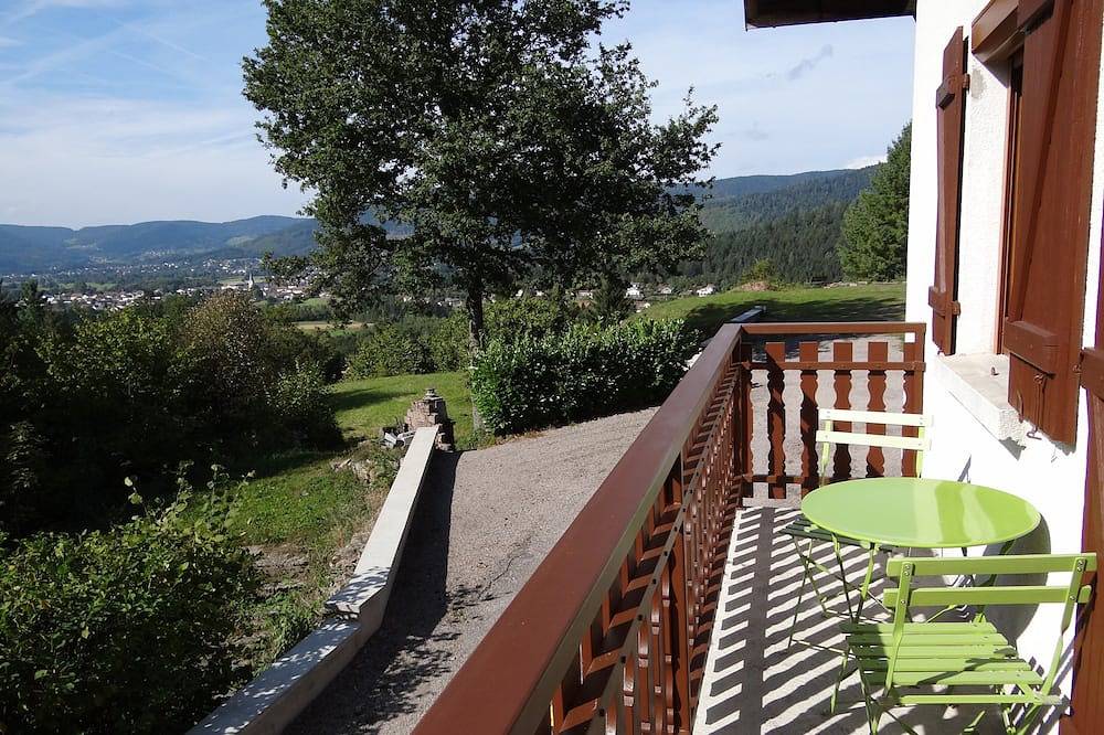 Chalet*** Exceptional View Of The Valley in Basse-sur-le-Rupt, Parc naturel régional des Ballons des Vosges