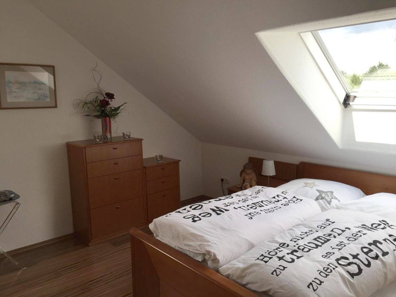 Ganze Ferienwohnung, Queen Room in Erlangen, Franken