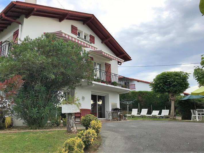 Gîte for 4 people, with garden - 1