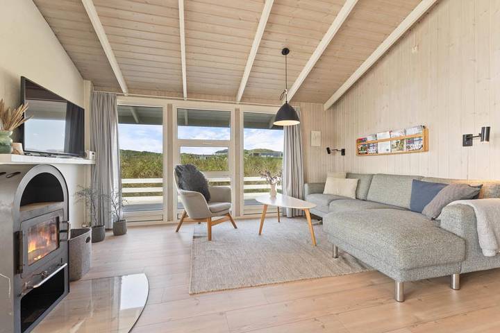Ferienhaus mit Sauna und Terrasse dicht am Strand in Hvide Sande, Holmsland Klit