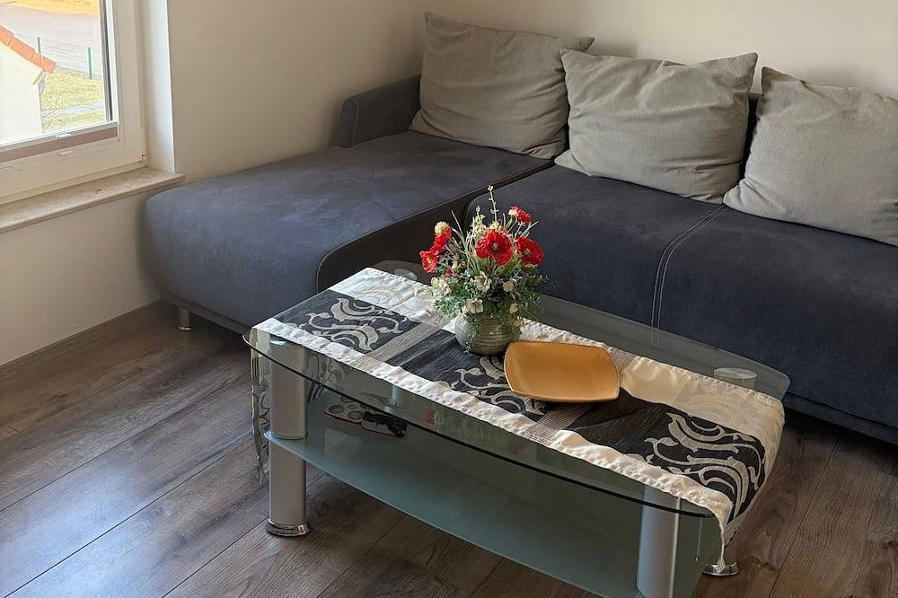 Ganze Wohnung, Ferienwohnung Ofenhaus - Ferienwohnung in Niepars, Stralsund Umland