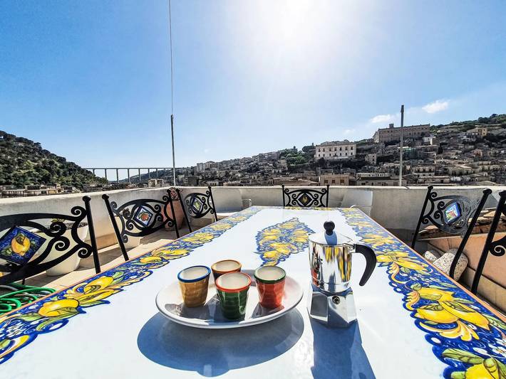 Villa voor 4 personen, met Balkon en Terras in Modica