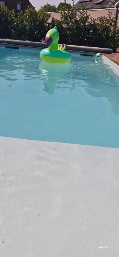 Location de vacances pour 2 personnes, avec Piscine dans Ghislenghien