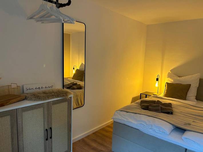 Ferienwohnung für 2 Personen, mit Terrasse und Garten sowie Ausblick in Oerlinghausen