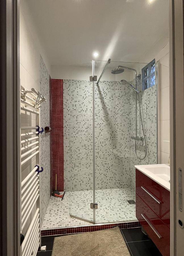 Gîte pour 5 personnes, avec vue et terrasse à Les Lilas - 4