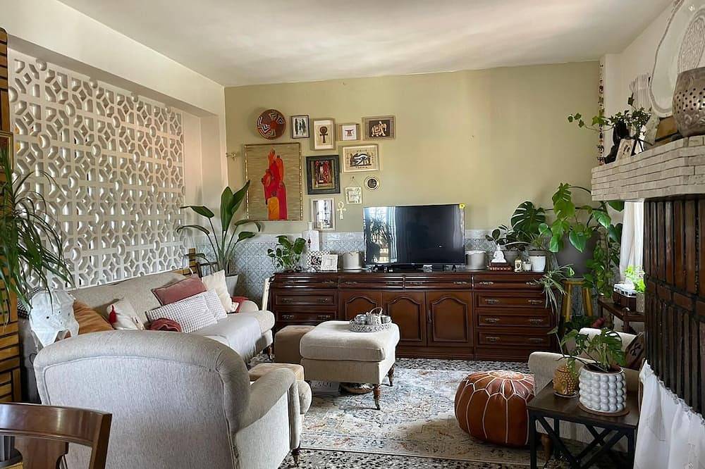 Villa en las montanas con piscinas, 30 mins a Cuitat Valencia in Carlet, Provincia de Valencia