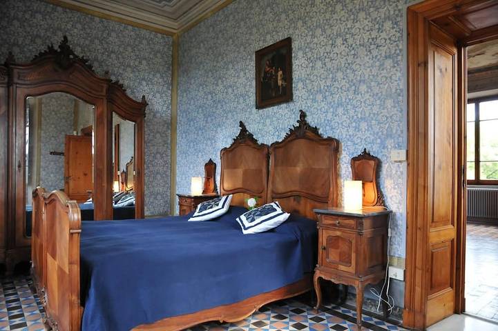 Location de vacances pour 9 personnes, avec balcon et jardin, animaux acceptés à Sarzana - 2