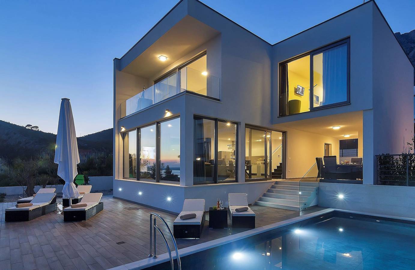  Villa Nera2 mit Pool in Makarska, Makarska riviera