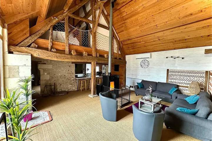 Maison de vacances pour 15 personnes, avec jacuzzi et jardin à Mosnes