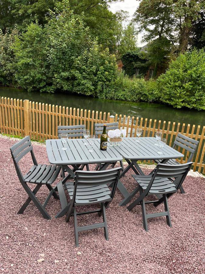 Location de vacances pour 6 personnes, avec vue et jardin à Ponts-et-Marais - 3