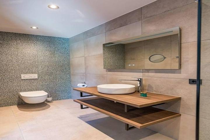 Luxus-Ferienhaus für 8 Personen, mit Garten und Terrasse sowie Sauna, mit Haustier auf Texel