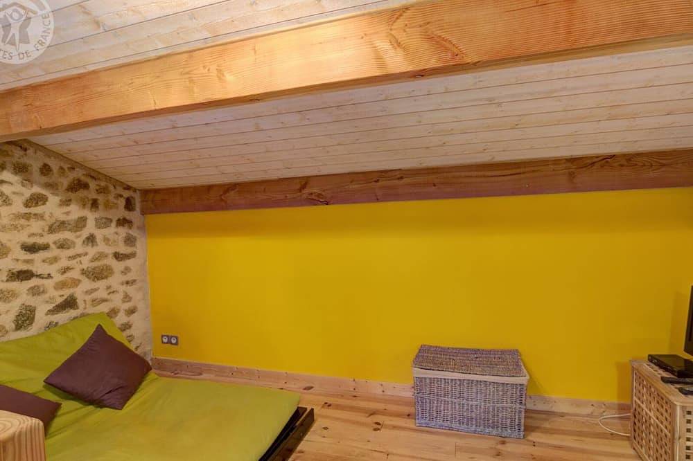 Écogîte confortable avec terrasse privative en pleine campagne in Saint-Romain-d'Urfé, Région de Roanne