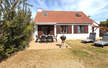 Ferienhaus für 6 Personen, mit Garten und Terrasse sowie Pool in Bredene