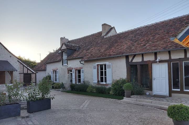 Location de vacances pour 4 personnes, avec Terrasse et Jardin à Vineuil