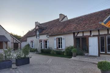 Chambre d’hôte pour 4 personnes, avec jardin à Vineuil