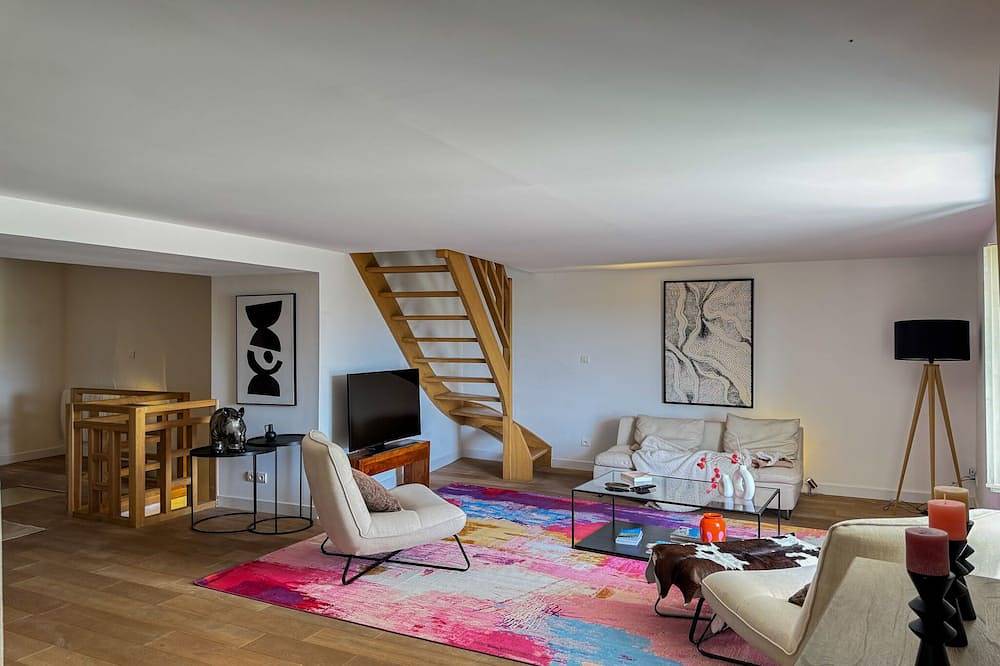 Duplex-au pied du château-Premium-Landmark view-Ensuite in Grignan, Nyons region