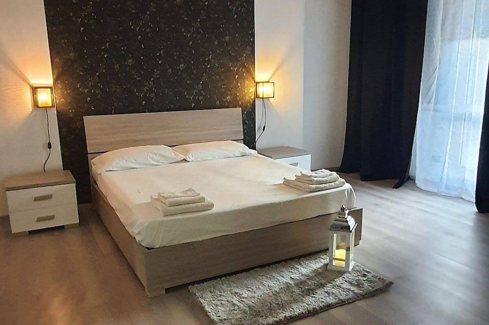 Appartamento intero, Sppartamento in centro città con cucina e parcheggio in Castello (Sardinia), Cagliari