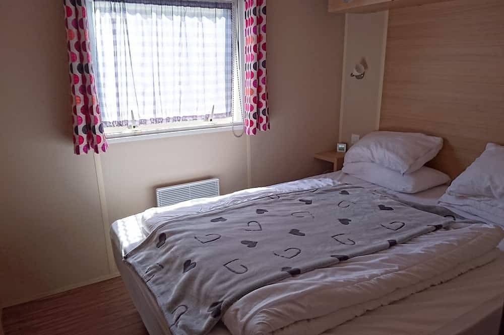 Mobilhome sur Domaine privé ouvert toute l'année, piscine chauffée et tenni in Dinard, Région de Saint-Malo