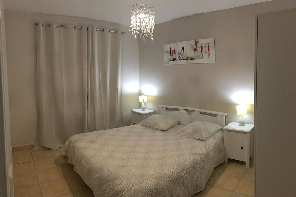 Klimatisierte Familienvilla mit beheiztem Pool,ruhig gelegen zwischen Meer in Montauroux, Mittelmeerküste (Frankreich)