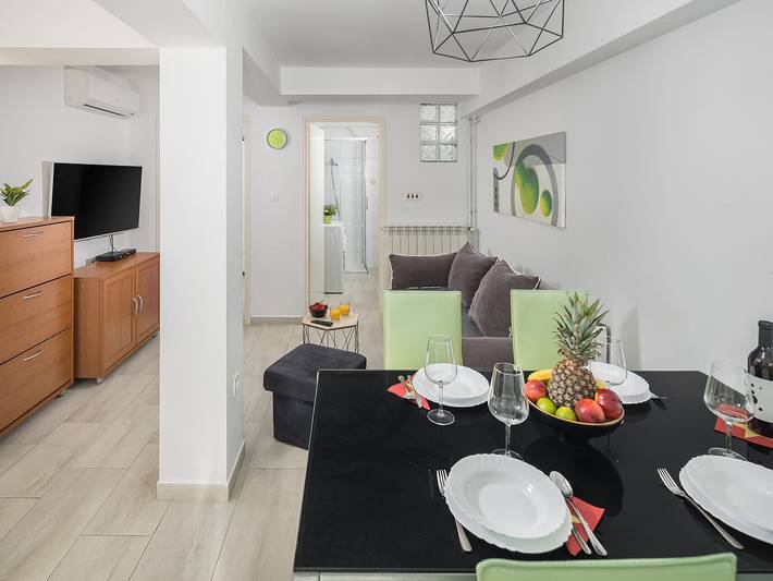 Ferienwohnung für 4 Personen, mit Garten in Poreč - 3