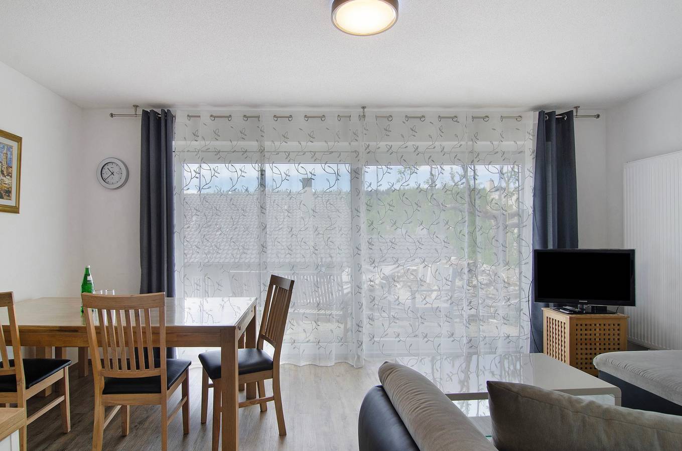 Ganze Wohnung, Ferienwohnung Honberg" mit privater Terrasse und Wlan in Tuttlingen, Landkreis Tuttlingen