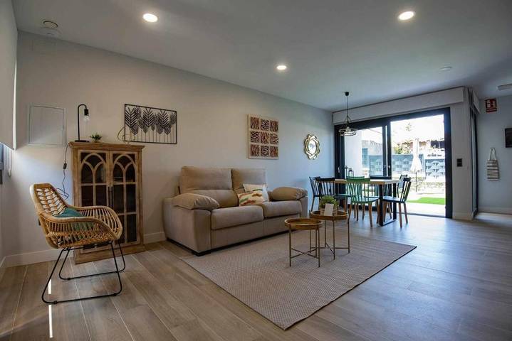 Apartamento para 6 personas, con Balcón además de Terraza y Jardín en Poo de Llanes