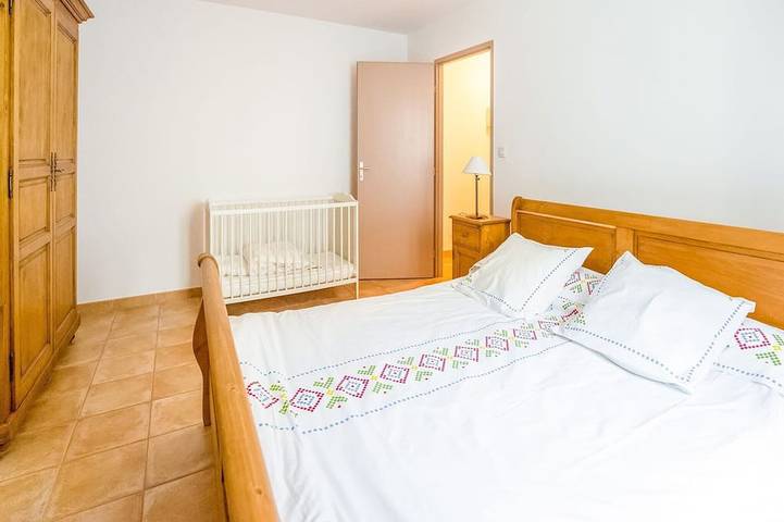 Location de vacances pour 6 personnes, avec balcon/terrasse et terrasse, animaux acceptés à Montclus - 2