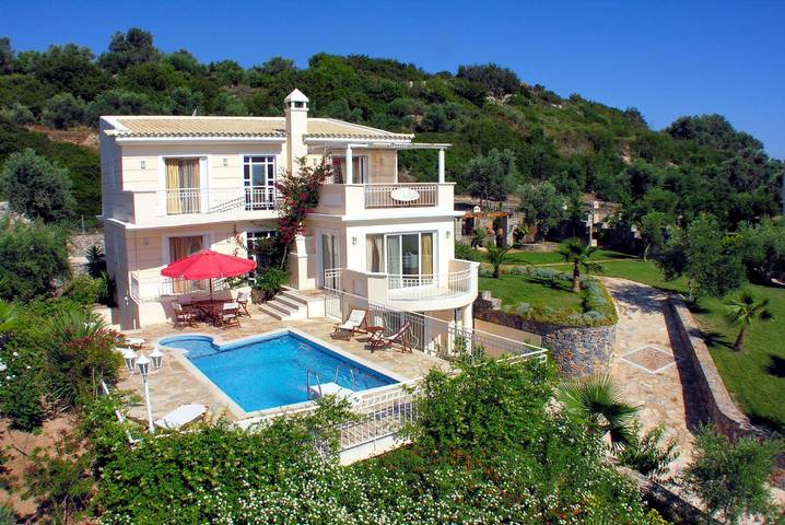 Location de vacances pour 9 personnes, avec jardin et bassin pour enfant à Réthymnon - 2