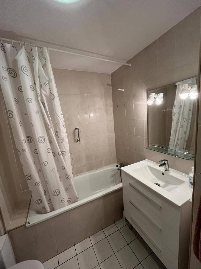 Gîte pour 4 personnes, avec vue et jardin à Sainte-Léocadie - 4