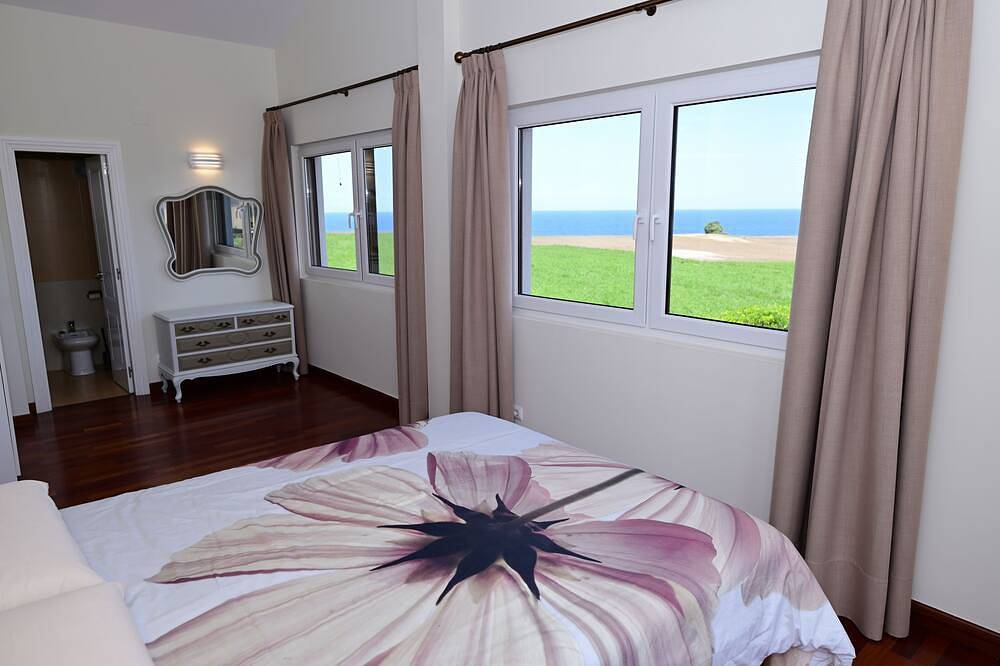 Villa & Sea Langre Beach in Langre, Ribamontán al Mar