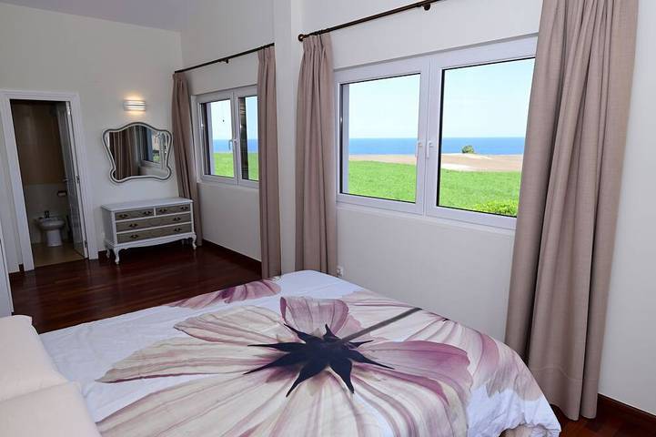 Villa  & Mar Langre Beach in Langre, Ribamontán al Mar