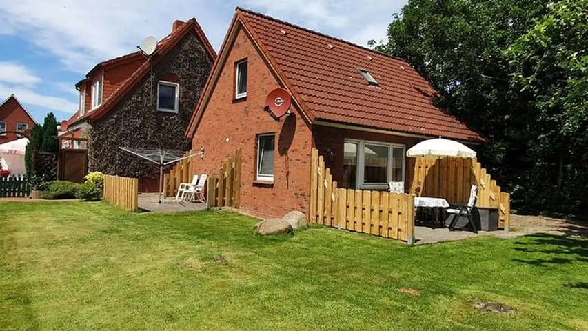 Ferienhaus für 4 Personen, mit Garten in Dollart