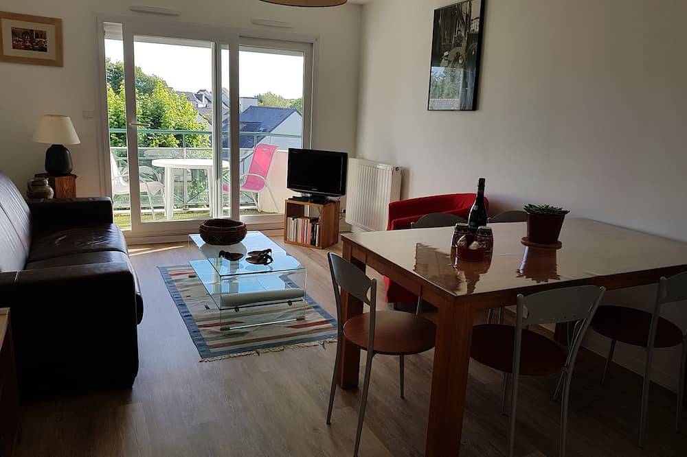 Apartamento entero, 54m2 flat with south-facing terrace in Vannes, Côte des Mégalithes